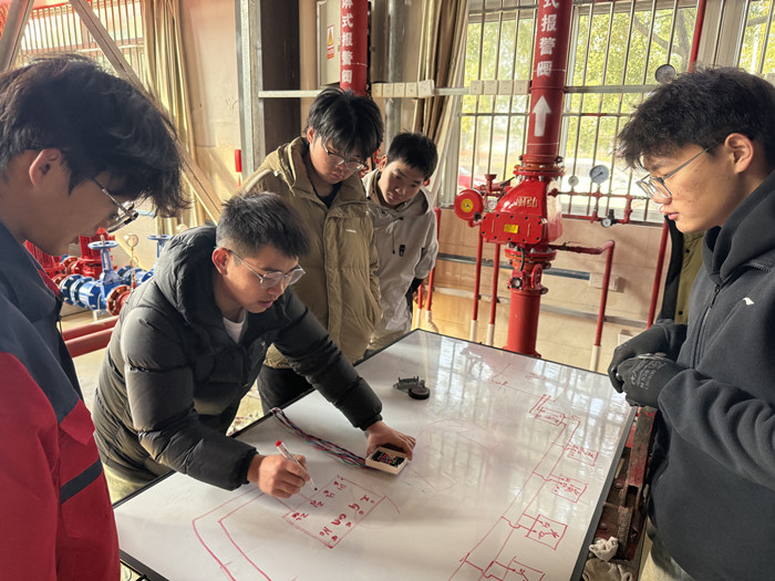 建筑工程与设计学院：多支战队集结出征，全力备战安徽省职业技能大赛