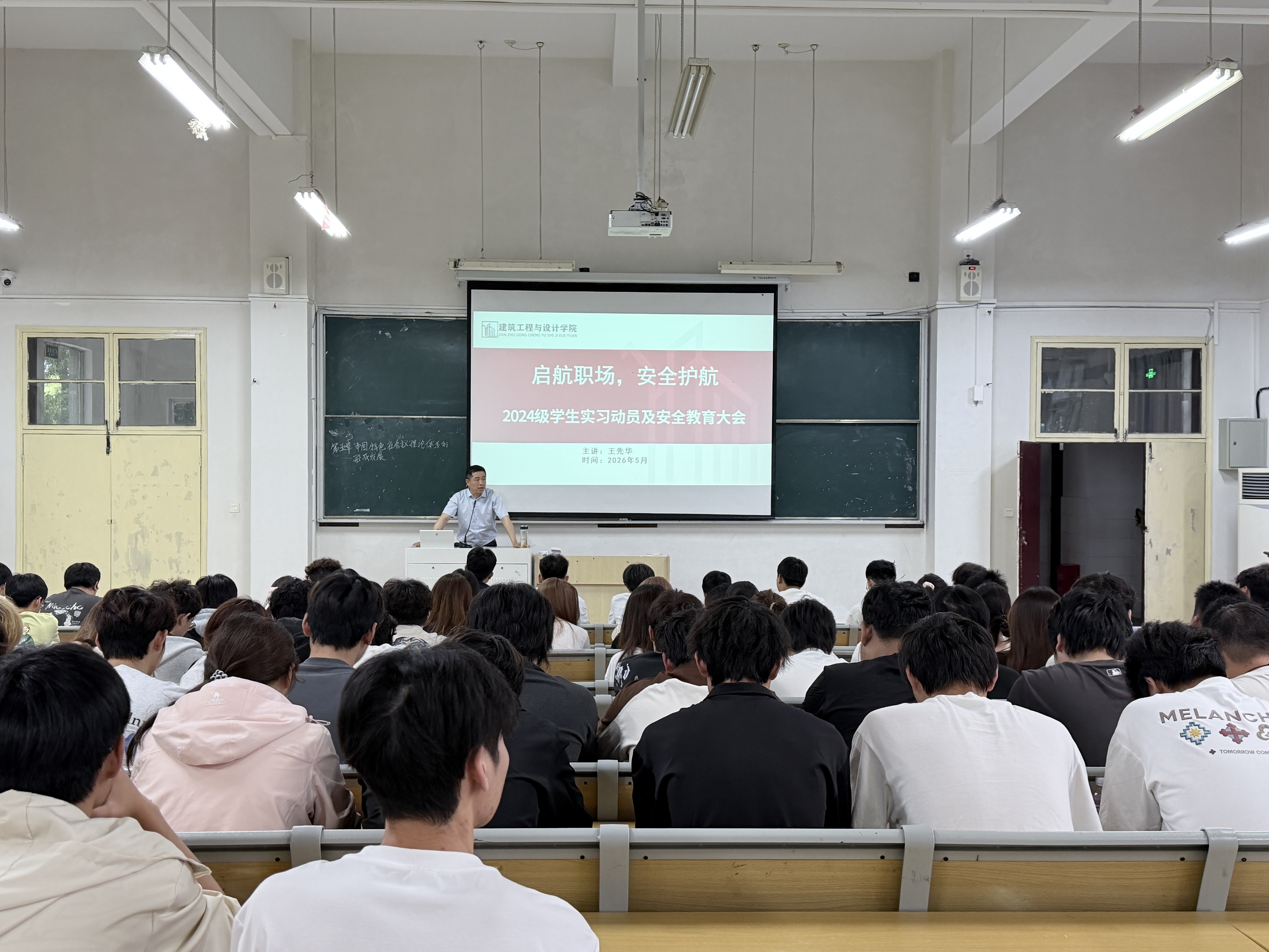 69b8797ad235187a4cad0e10bd4bbc8b.jpg